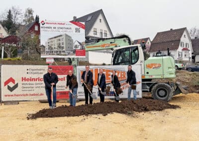 Spatenstich und Baubeginn für elf Wohnungen in Giengen